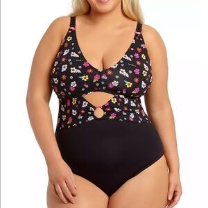 CALIFORNIA Waves Plus Graceful Garden Swimsuit